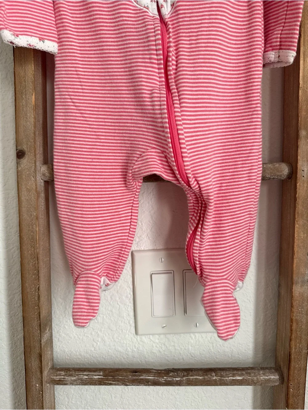 Carter’s Floral Heart Striped Zip Up Footie Sz: 6M